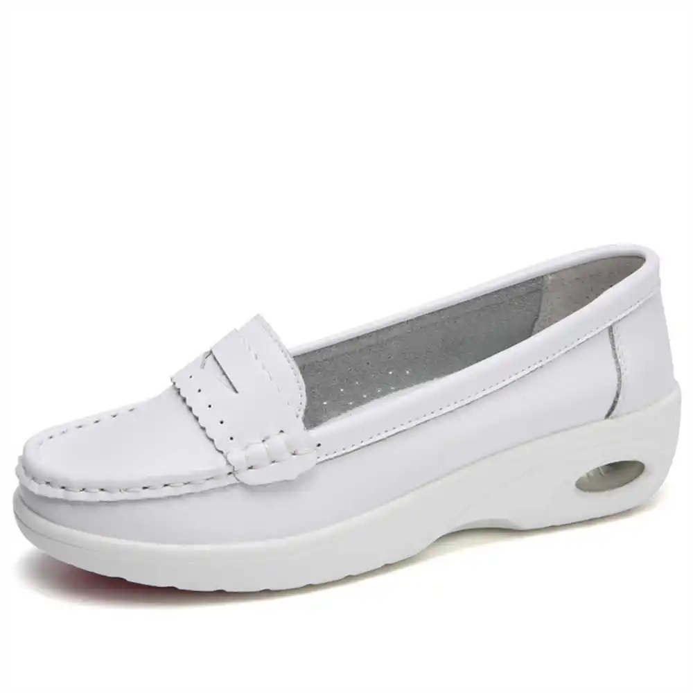 Thick Sole Slipon White Traine – обзор и цена Women Accessories Brand Name