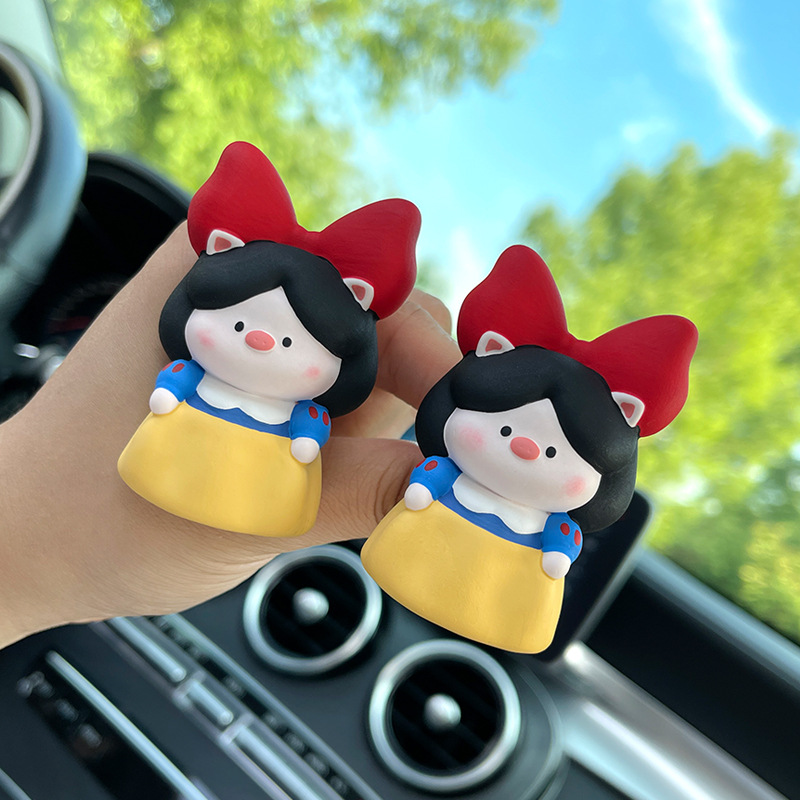 Creative Dwarf Car Perfume Orn – обзор и цена Women Accessories Outlet