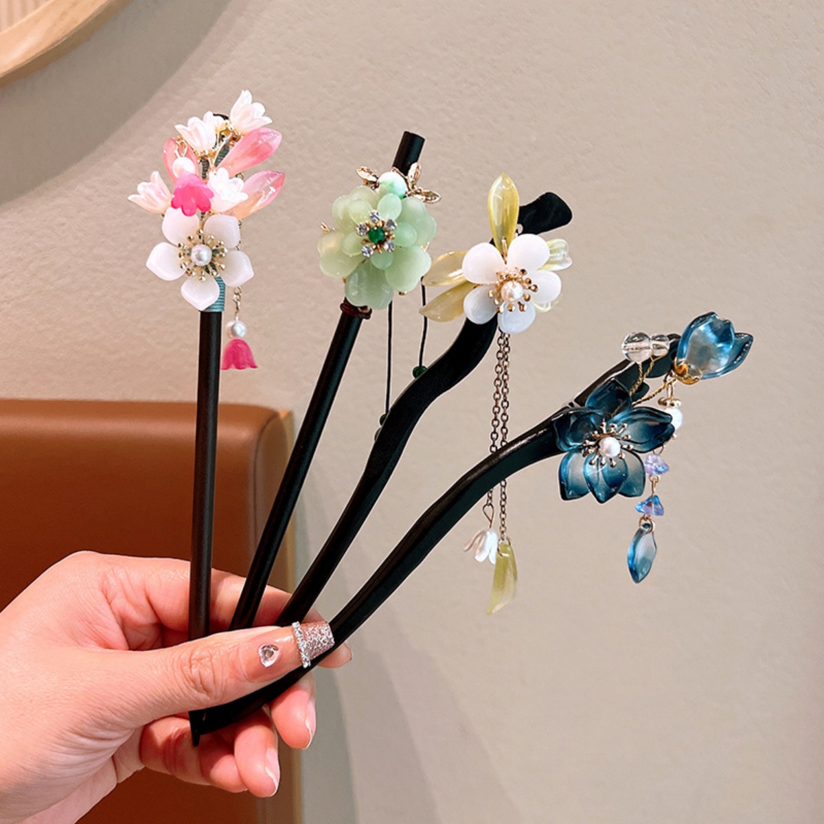 Exquisite Flower Tassel Wooden – обзор и цена Women Accessories For Hand