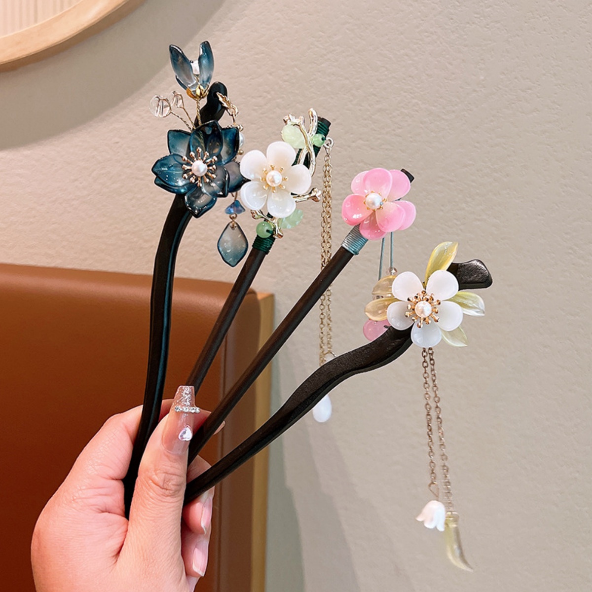 Exquisite Flower Tassel Wooden – обзор и цена Women Accessories For Hand