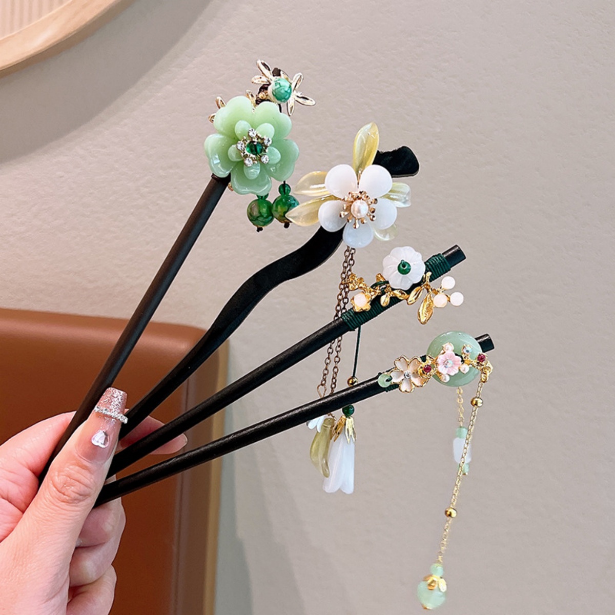 Exquisite Flower Tassel Wooden – обзор и цена Women Accessories For Hand
